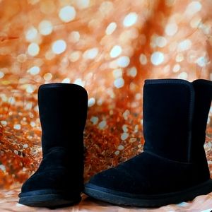 Black winter Boots